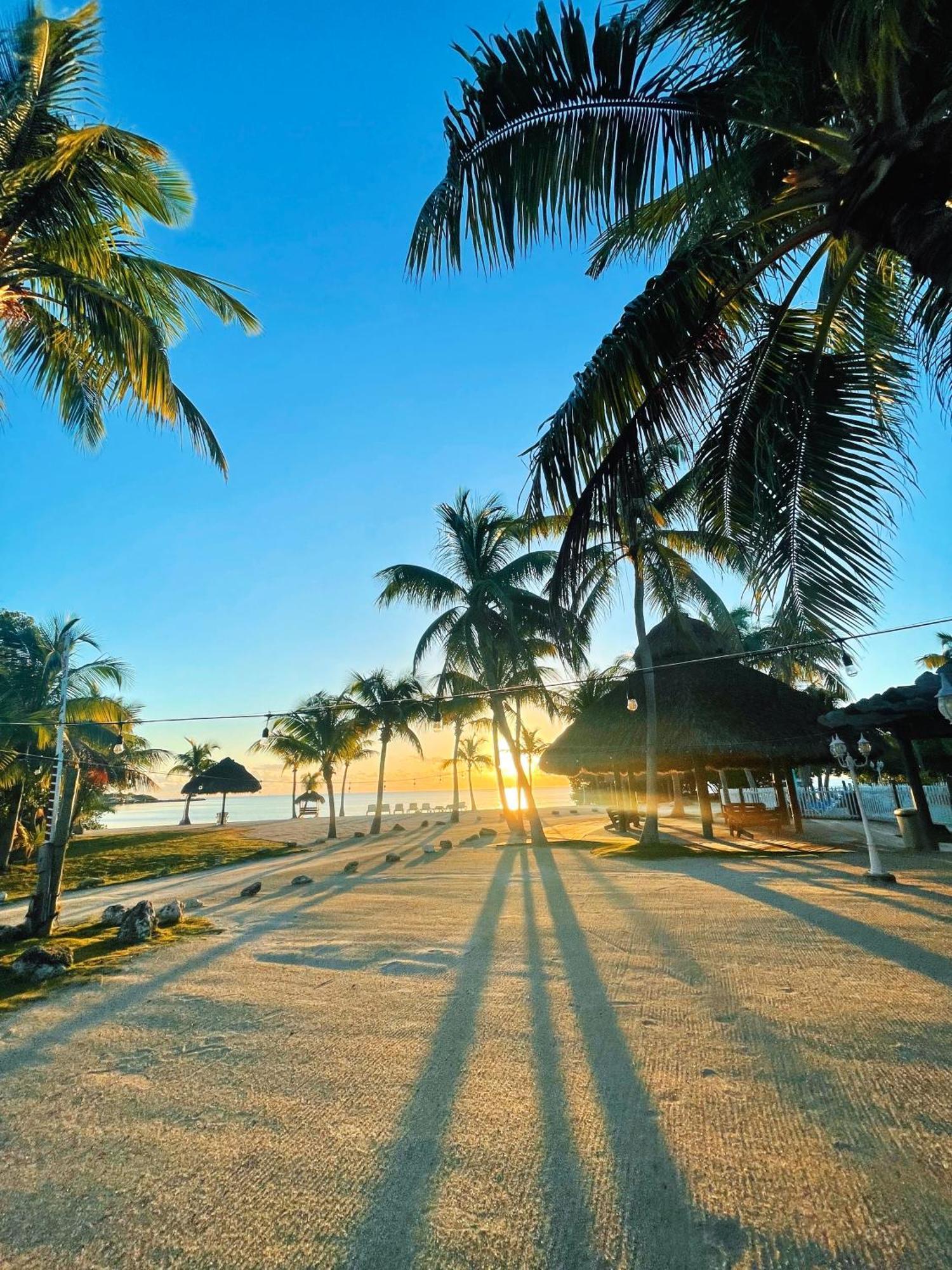 Coconut Cove Resort & Marina Islamorada Exteriör bild
